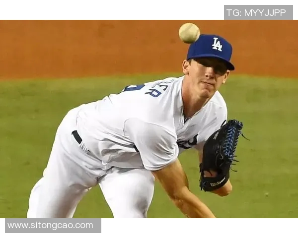 道奇队与酿酒人队精彩对决视频回顾，感受激烈比赛瞬间与球员精彩表现