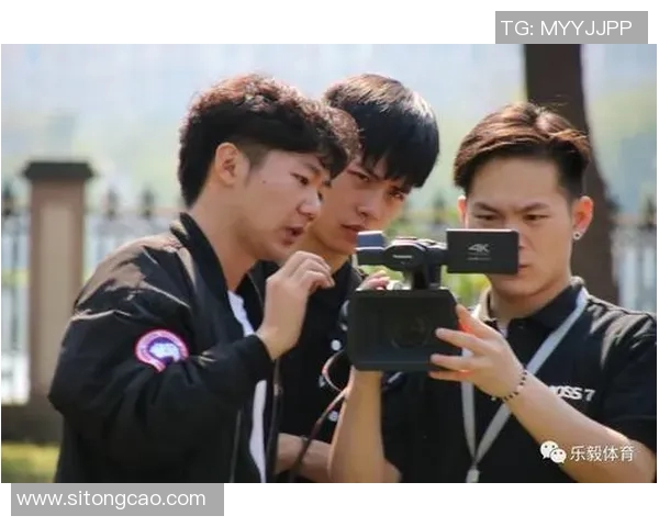 人人体育网全程直播精彩足球比赛尽享激情时刻与实时互动体验