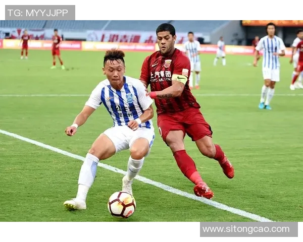 富力与上港激战正酣直播精彩瞬间不容错过